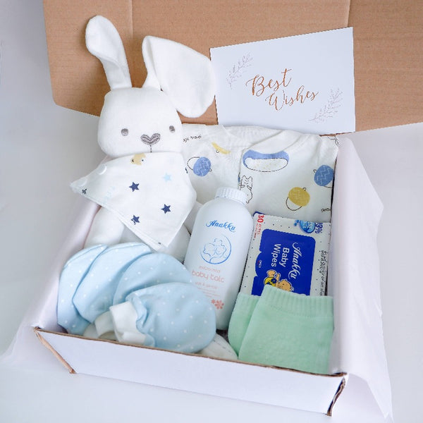 Baby Supplies Collection Newborn Gift Box Newborn Baby Clothes Toys deals Full Moon Gift Set Mother and Baby