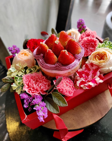 Fleur D'amour - Fraisier Cake (Ipoh Delivery Only)