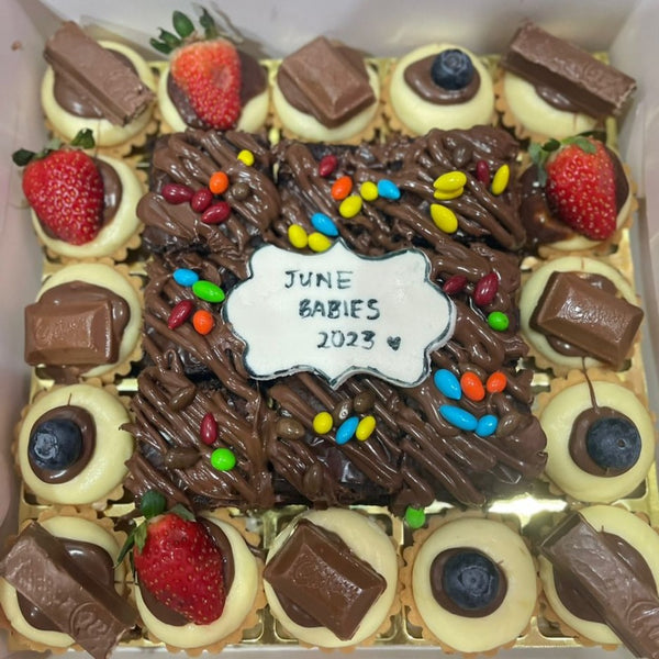 Cheese tart with brownies (Kuantan Delivery) Deepavali 2023 Giftr