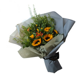 [Fresh Flower] Sunflower + Berry Bouquet (Klang Valley Delivery Only)