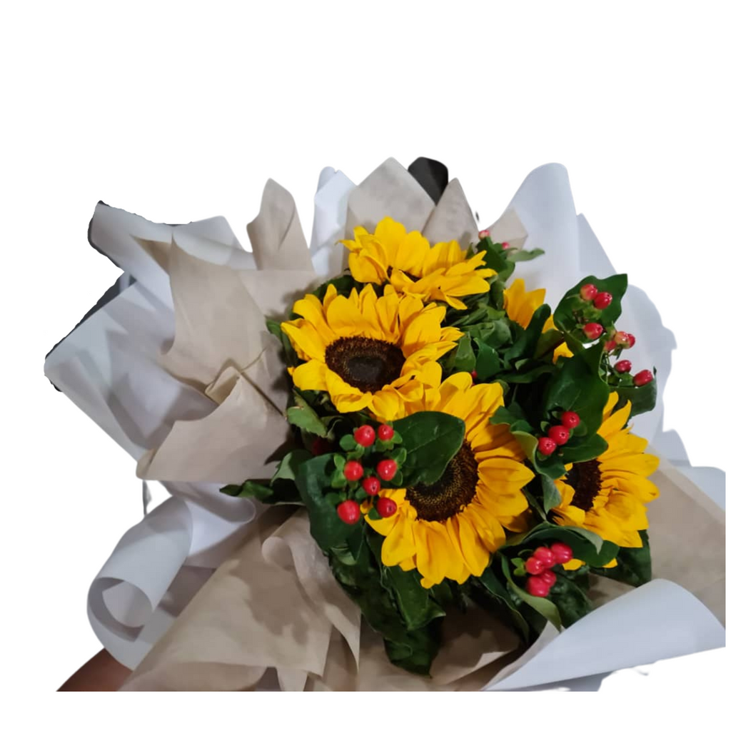 [Fresh Flower] Classic Sunflower + Berry Bouquet (Klang Valley Deliver