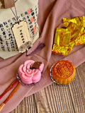 Moon Inscription 月铭 Set A/B | Mooncake Gift Sets With Calligraphy-Printed Handbag, Wooden Tagging, Wooden Cutlery (Klang Valley Delivery)