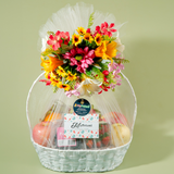 Luxurious Lilit Tun Teja Fruit Basket