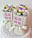 XiaoXiangFeng Crochet Rose Bouquet