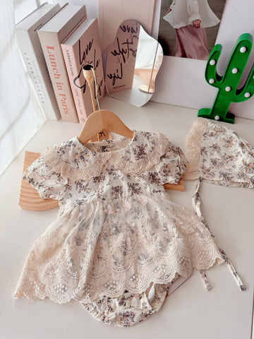Jasmine Lace | Baby Girl Gift Set (Penang Delivery Only)