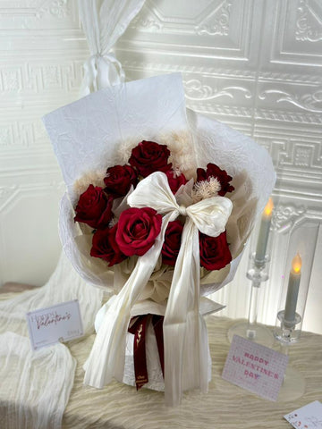 [Valentine's Day 2026] 9 stalks Fresh Flower Bouquet with silk ribbon (Klang Valley Delivery) - Valentine's Day Flowers & Gifts 2026