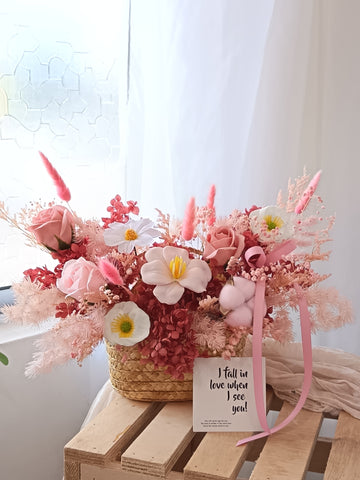 Everlasting Floral Sweet Basket Gift Box (Negeri Sembilan Delivery only) - Valentine's Day Flowers & Gifts 2026
