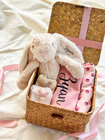 My First Cuddle ｜ Personalized Baby Gift Set, 0 - 9 months Infant Pink Girl (Klang Valley Delivery)