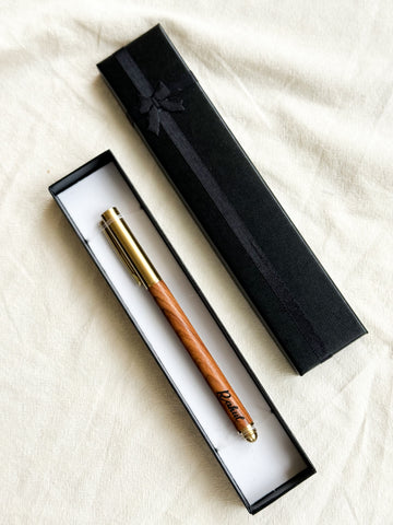 Nature’s Signature (Set Of 4) | Customizable Wooden Pen Gift Box (Klang Valley Delivery)