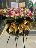 Black & Gold Prosperity Stand