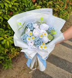 Powder Blue Roses Mix (Klang Valley Delivery)