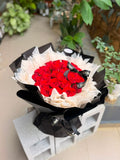 Signature Red Rose Bouquet （33）(Klang Valley Delivery)