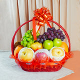 Deluxe Fruit Basket (10 Types of Fruits)
