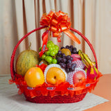 Simple Fruit Basket - Signature (7 Types of Fruits) | Klang Valley Delivery