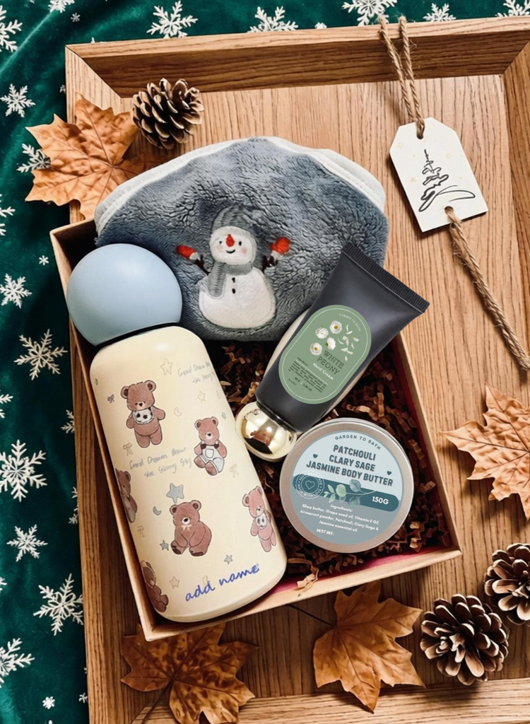 The Beary Warm & Fuzzy Gift Box with "Personalised Name" on towel & tumbler (Nationwide Delivery)