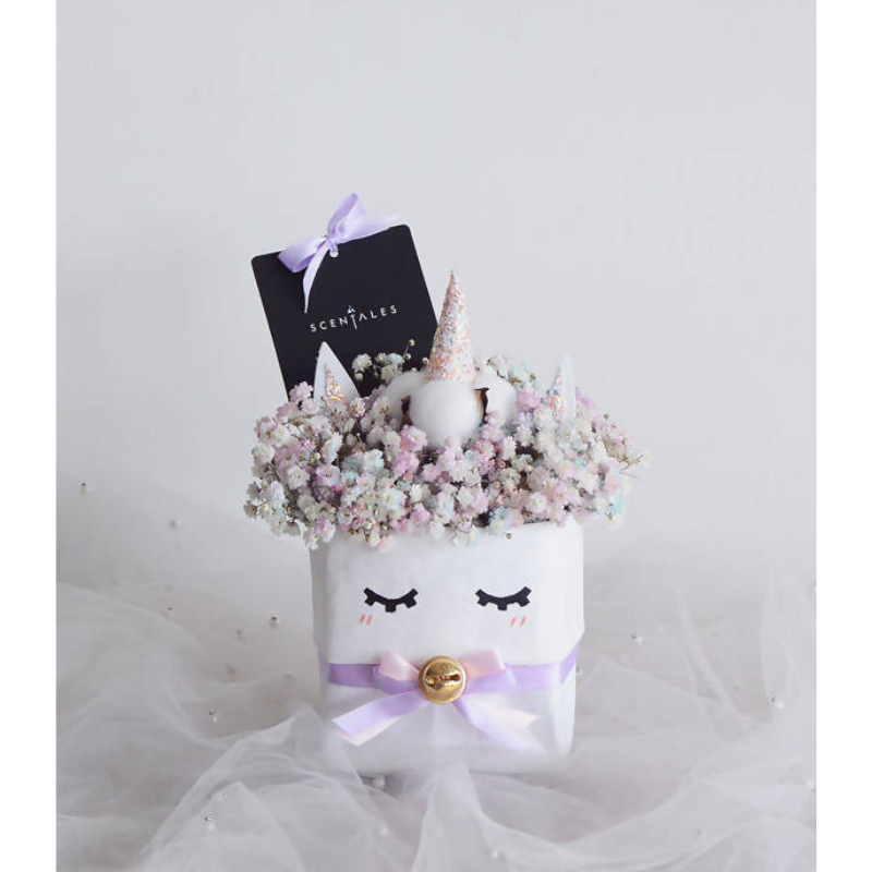 Bibi the Unicorn Kraft Bag (Baby’s Breath) (Johor Bahru Delivery Only