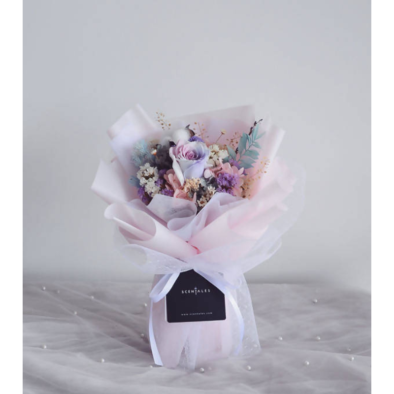 Bubble Gum Preserved & Dried Flower Bouquet (Johor Bahru Delivery Only ...