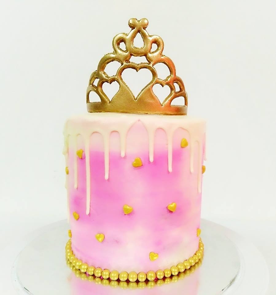 Princess Crown Cake | Pink Rosettes Cake | Crown Cake - YouTube