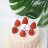 6 Inch Minimalist Strawberry Cake (Klang Valley Delivery)