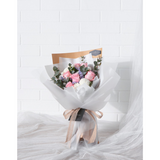 Dreamy Vacation Hand Bouquet (Johor Bahru Delivery Only)