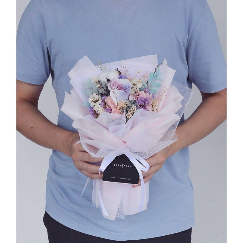 Bubble Gum Preserved & Dried Flower Bouquet (Johor Bahru Delivery Only