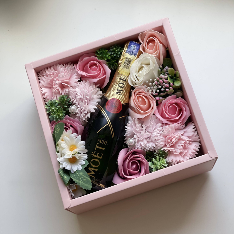 Flowers and champagne delivery deals
