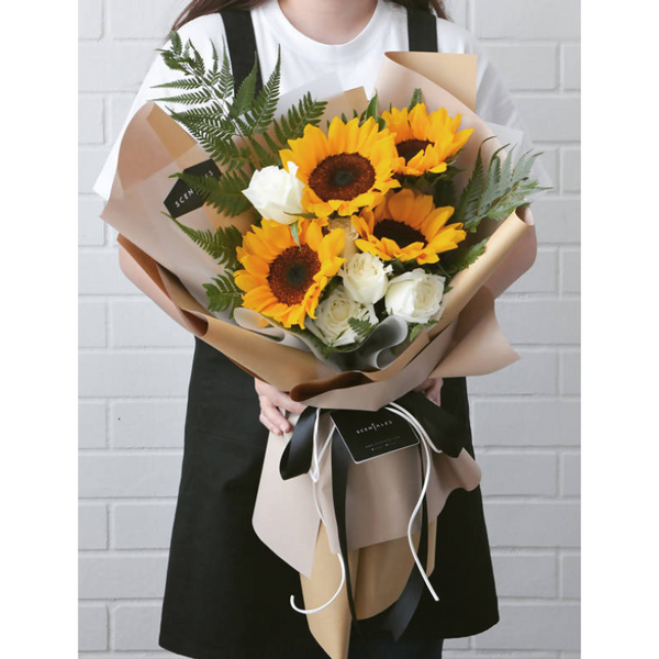 Evergreen Flower Bouquet (Johor Bahru Delivery Only) Giftr Malaysia's Leading Online Gift Shop