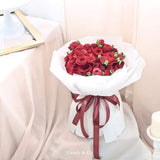 Reds in Round Flower Bouquet (Kuching Delivery Only)