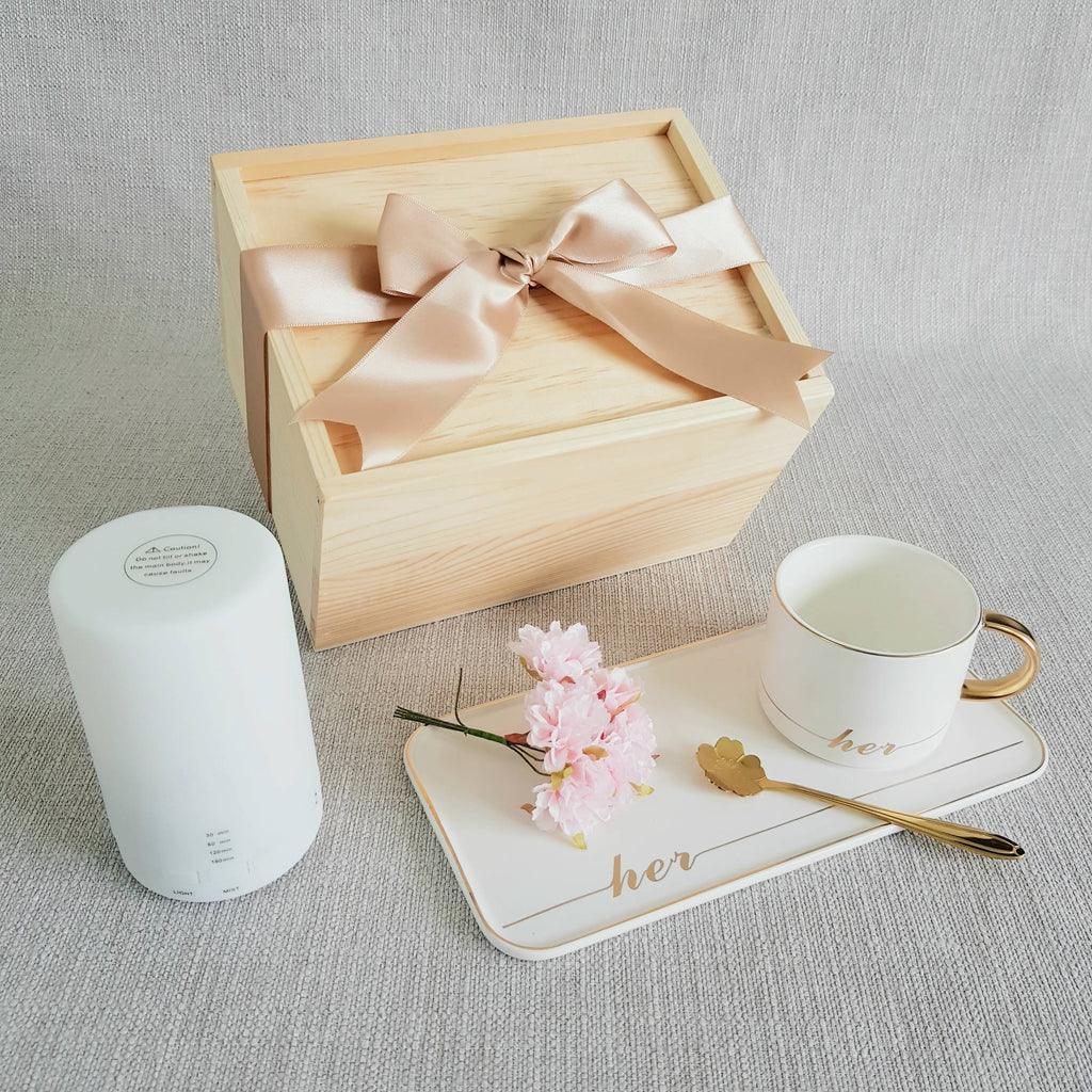 Air Diffuser Pine Wood Gift Set 11 (Nationwide Delivery)