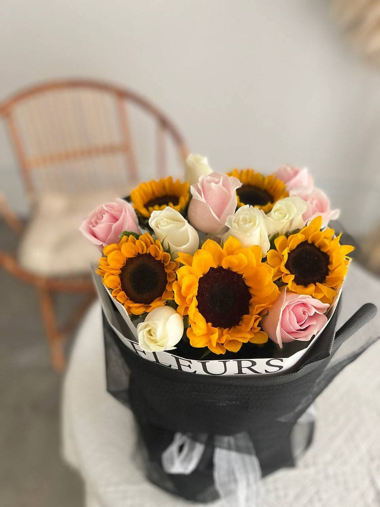 Anerly Flower Bouquet (Klang Valley Delivery Only) Giftr Malaysia's