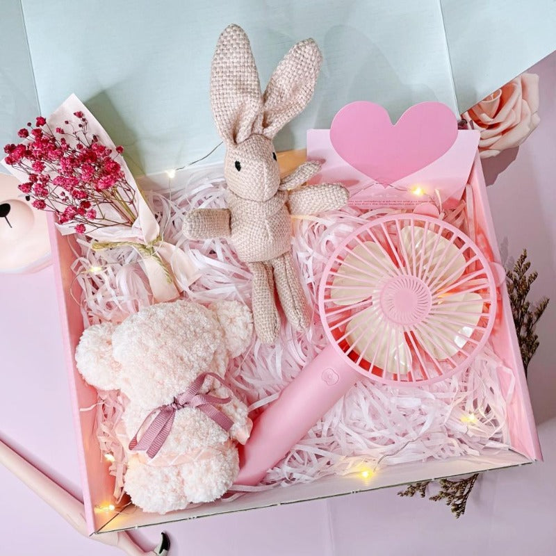 Pink Deluxe Giftbox With Preserved Flower (Nationwide Delivery)