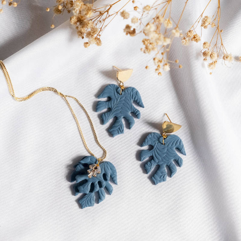 Monstera Leaf Texture Polymer Clay Necklace Earring Set