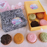 (Pre-Order) Mid Autumn 2021 Mooncake Gift Set: Happiness (Nationwide Delivery)