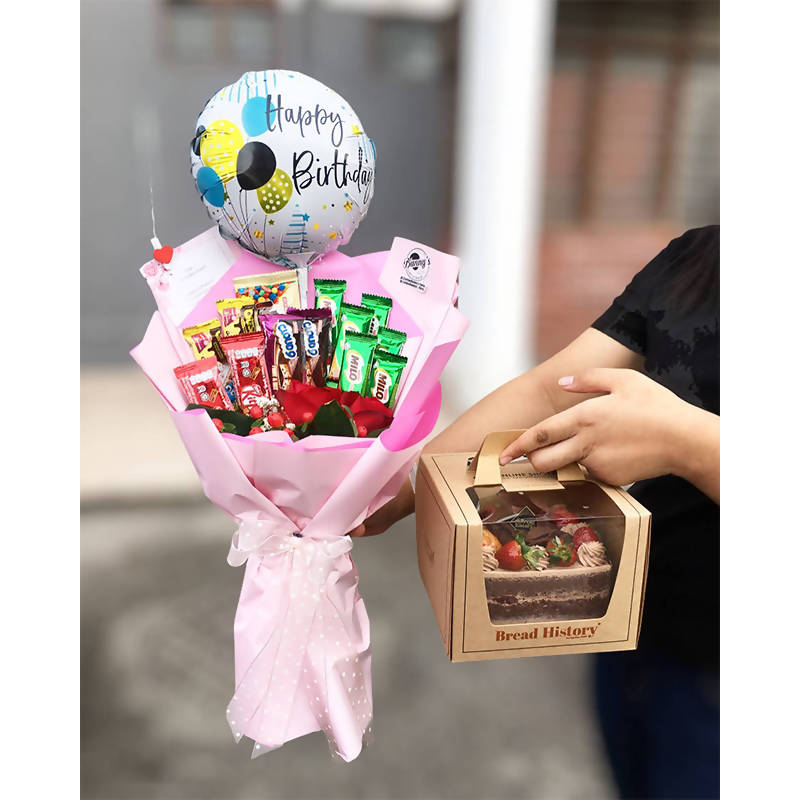 Chocolate Bouquet With Small Cake (Penang Delivery only) Giftr