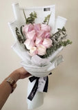 Absoluto 2 -Rose Flower Bouquet (Johor Bahru Delivery only)