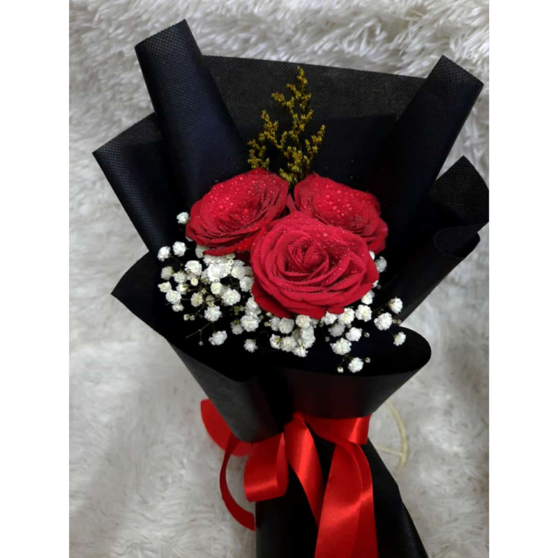 3 Fresh Roses 3 Fresh Roses Flower Bouquet (Klang Valley Delivery) | Giftr - Malaysia ...