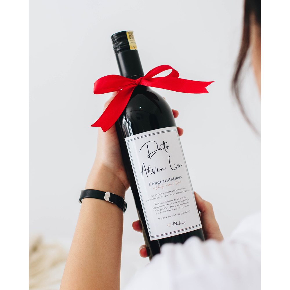 Personalised Red Wine Gift Box With LED (West Malaysia Delivery Only