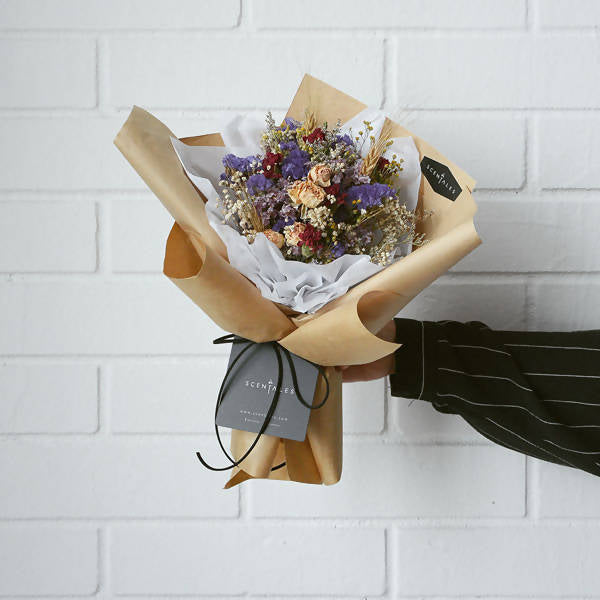 Scentales Eve Dried Flower Bouquet | (Klang Valley Delivery)