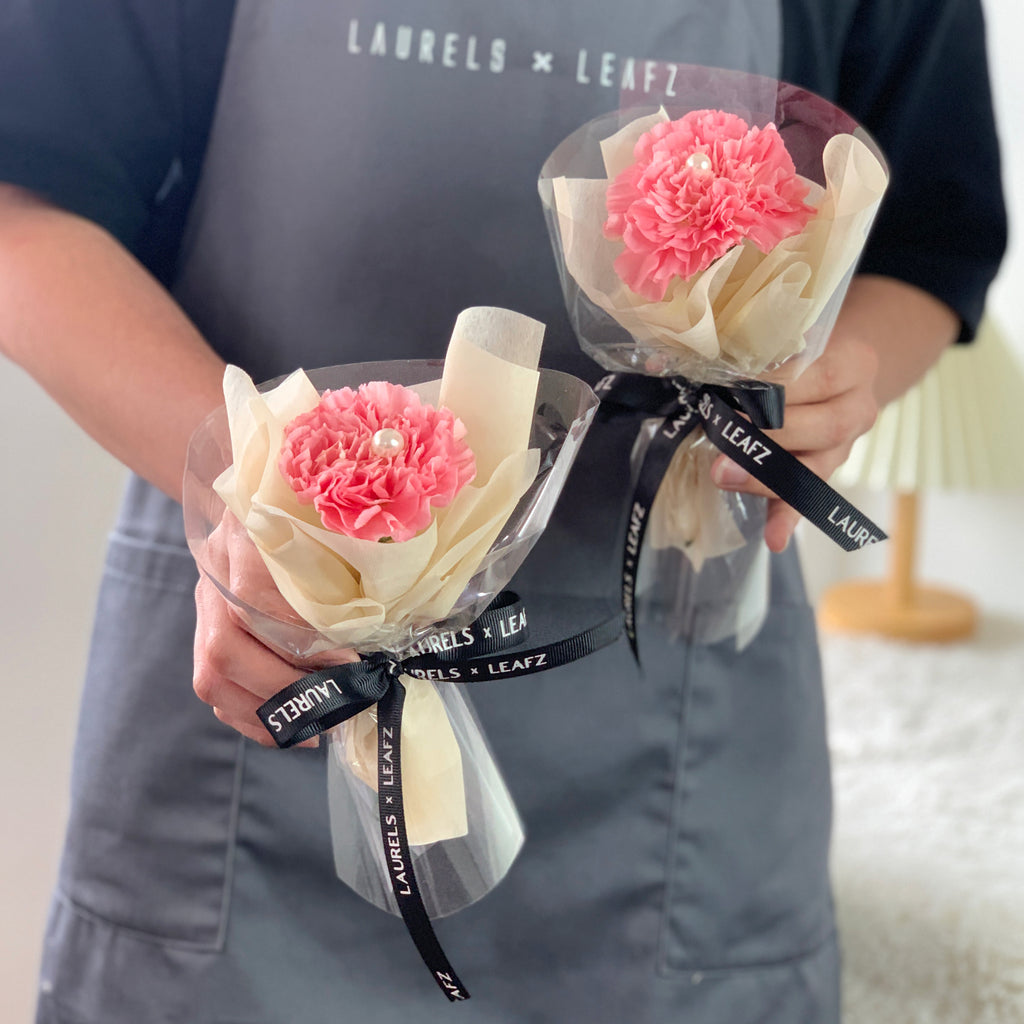 Mother's Day 2023 Adeline Fresh Carnation (Johor Bahru Delivery Only