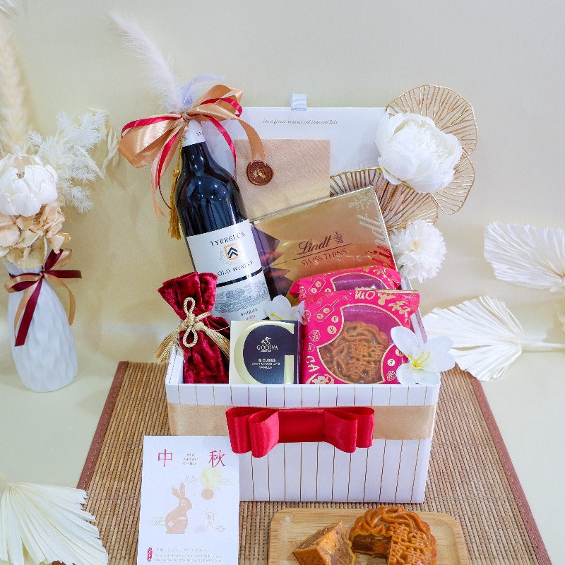Deluxe Wine & Godiva Chocolates Mid Autumn Gift Box 'Mooncake Festival 2023' (Klang Valley Delivery)