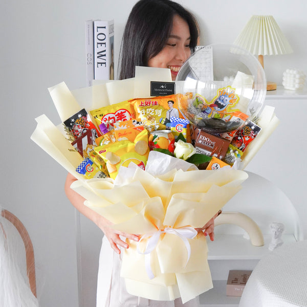 Aionnest Snack Bouquet M SIZE | Yellow (Klang Valley Delivery) | Giftr - Malaysia's Leading Online Gift Shop