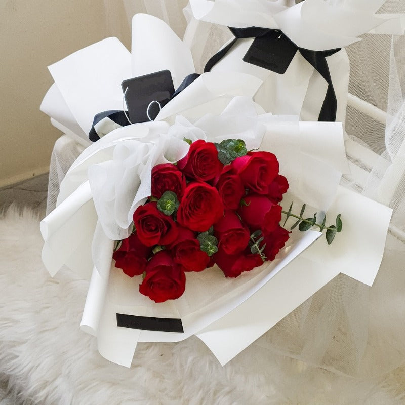 Brea Fresh Flower Bouquet Red Rose (Klang Valley Delivery) Giftr