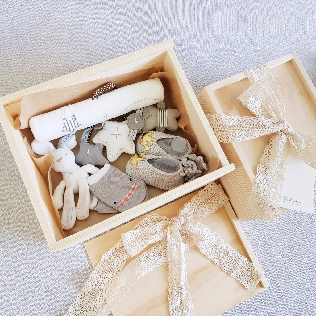 New Born Baby Gift Box 06 (Klang Valley Delivery)
