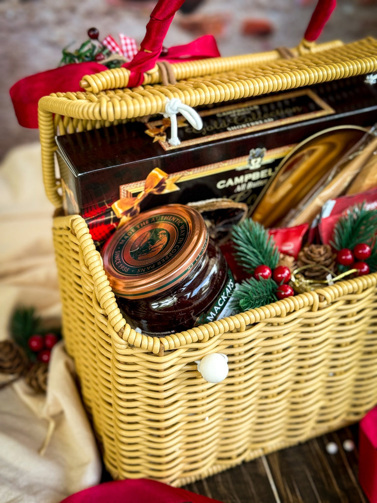Holiday Hearth Haven | Christmas House Design Rattan Basket With Short ...