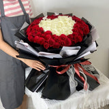 V2023 Forever Love 99 Rose Bouquet  ( Fresh Flowers )(Johor Bahru Delivery)