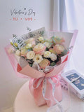 V05 - Ecuador Roses Flower Bouquet