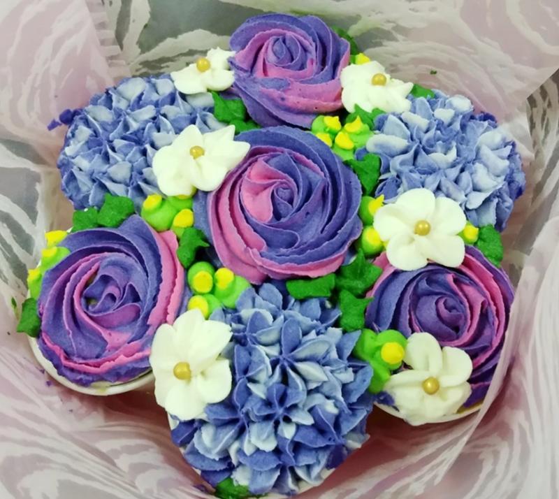 Flower Bou-cake (2 designs)