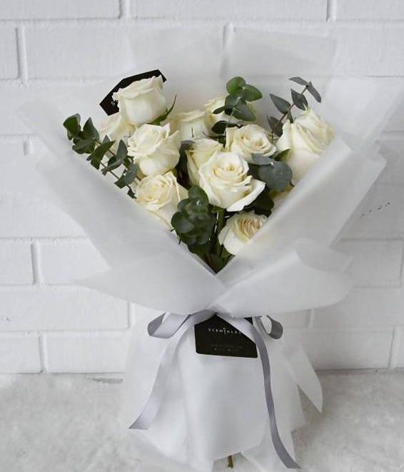 Scentales Minimalist White Rose Flower Bouquet (Transparent) | (Klang Valley Delivery)