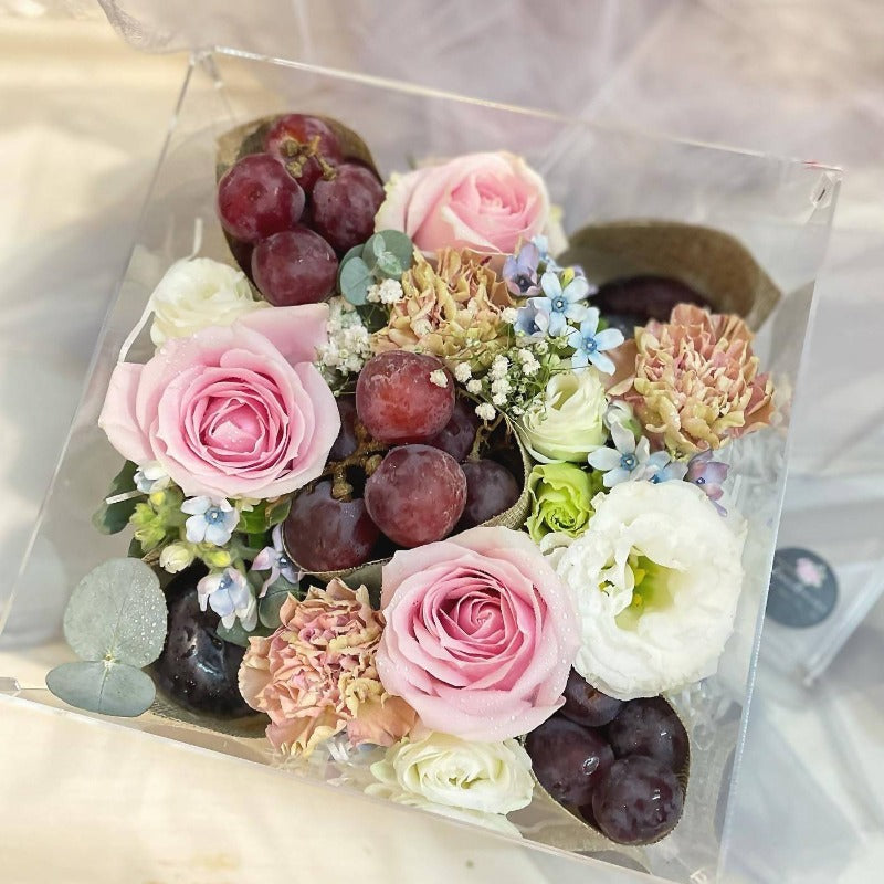 Customized Fresh Fruits With Flowers In Acrylic Transparent Box (Kota