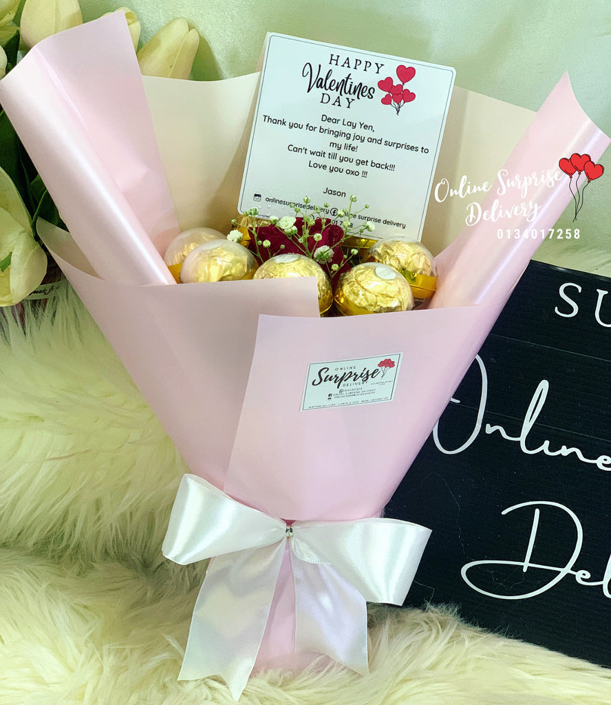 Just Love Chocolate and Flower Bouquet (Penang Delivery Only) Giftr